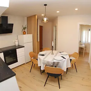 Nikolina Apartment